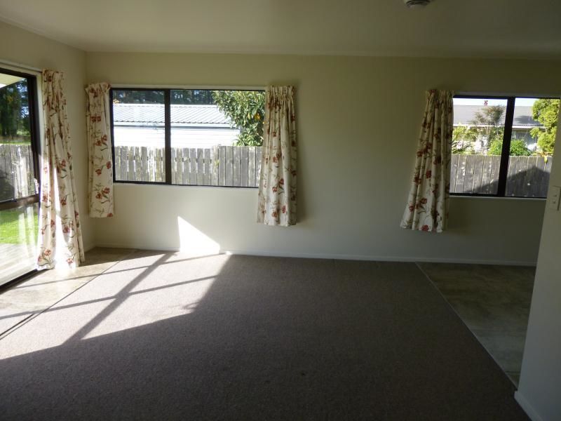 8b Titoki Place, Edgecumbe, Whakatane, 3 phòng ngủ, 1 phòng tắm