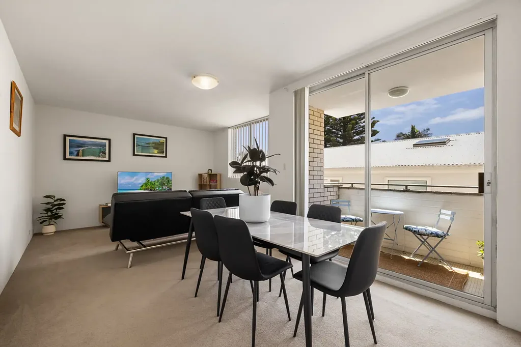 PERFECT LOCATION CLOSE TO TAMARAMA AND BONDI BEACHES