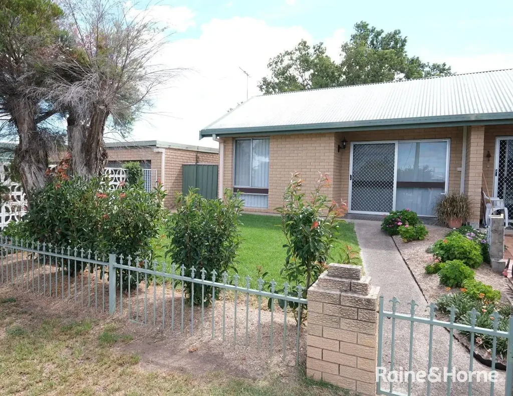 16A Brown Street, Inverell, NSW 2360