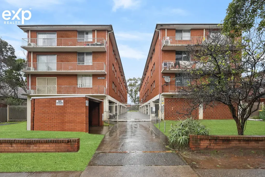 Cabramatta 2ਬੈੱਡਰੂਮ Versatile 2-Bedroom with Room to Grow – Unit 1, 26 McBurney Road, Cabramatta
