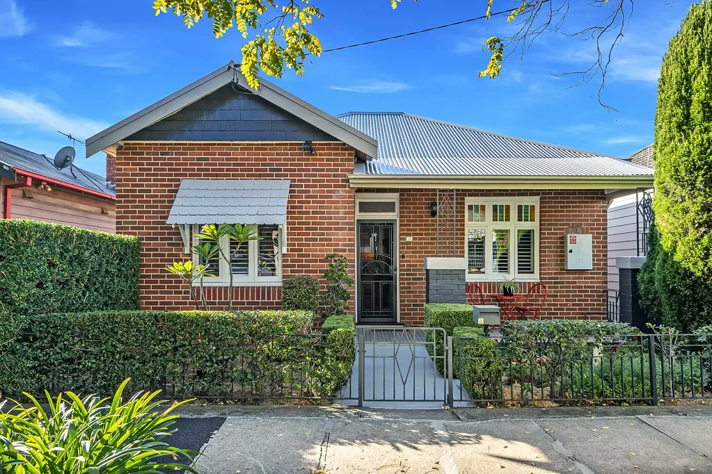 Mayfield 4房  Timeless Federation Elegance with a Stunning Modern Transformation