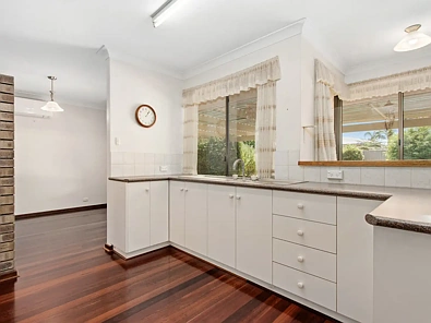 4 Casserley Rd, Rockingham, WA 6168, 4房, 1浴, House