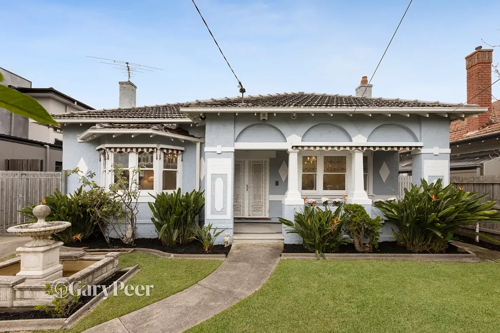 Caulfield South 3ห้องนอน Captivating charm & a coveted address