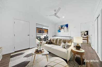 2/4 Skyline Drive, Kingston, QLD 4114, 2房, 2浴, Unit