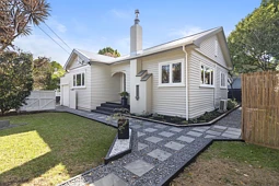 77A Canal Road, Avondale