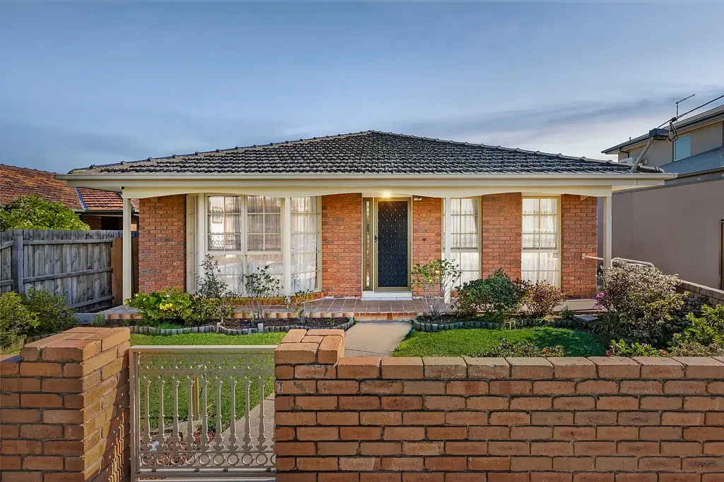 1/139 Ogilvie Street, Essendon, VIC 3040