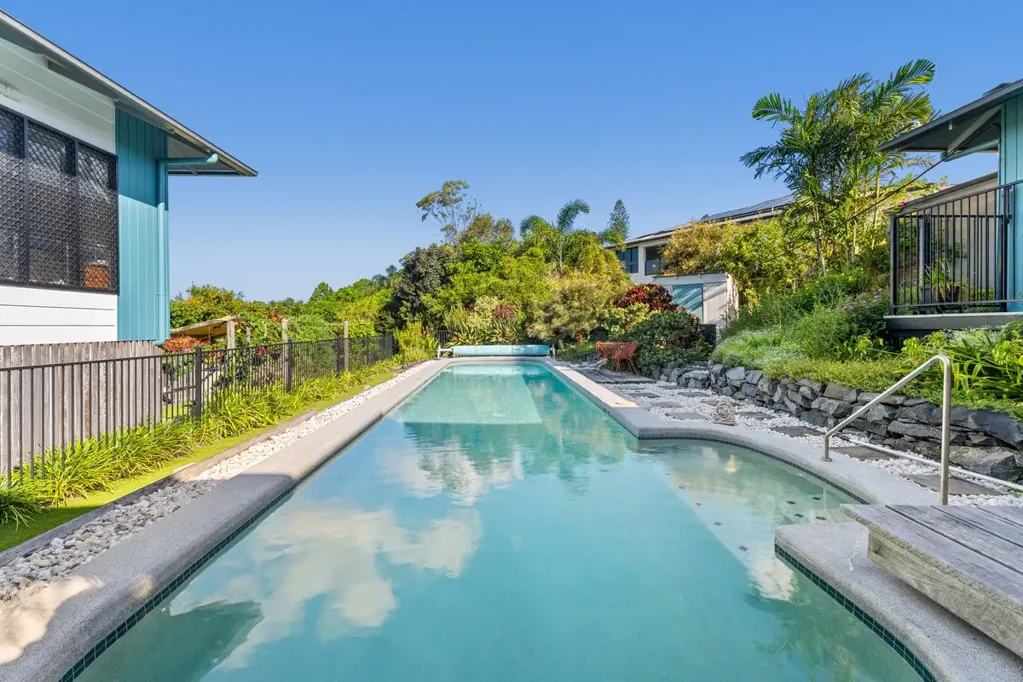 Dundowran Beach 4ห้องนอน Your Own Private Retreat