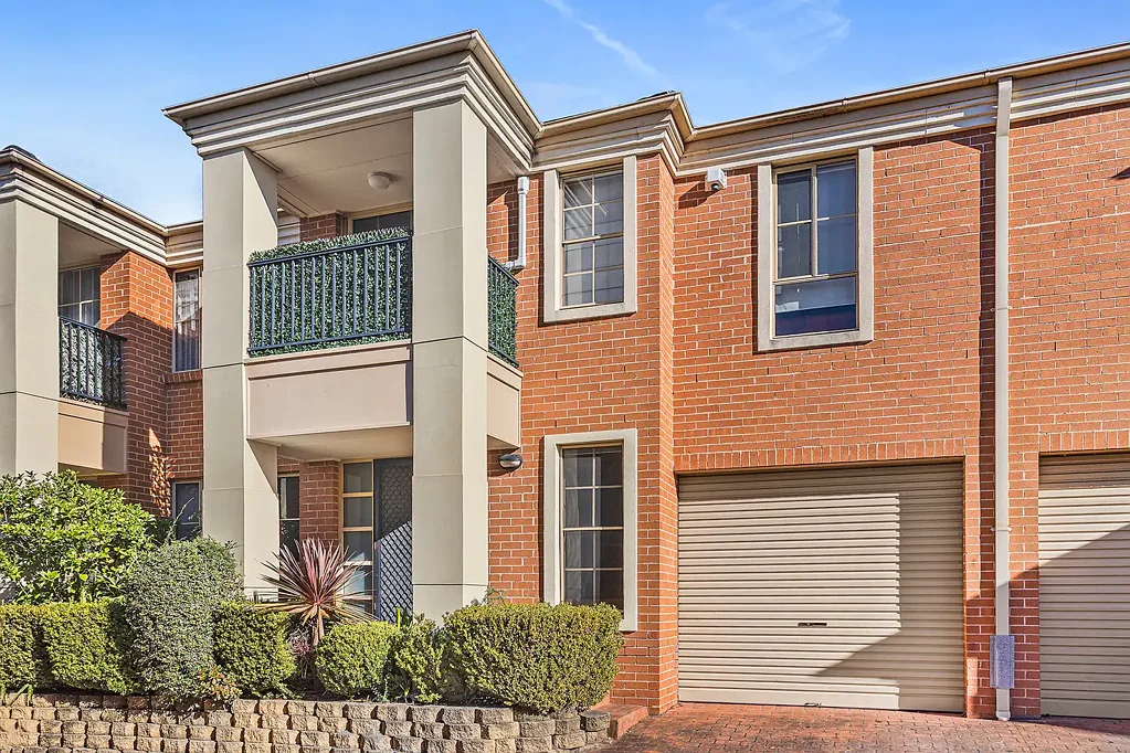 Balgownie 3कमरा Modern Townhouse in the heart of Balgownie.