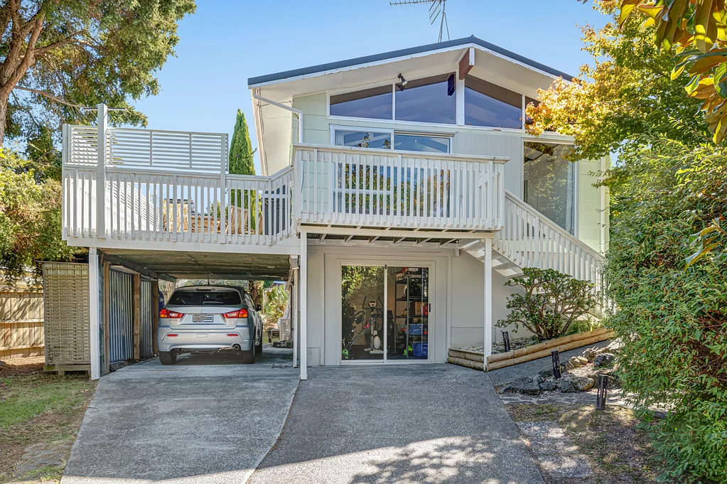 Totara Vale 3部屋 Spacious Family Home with Parkside Living