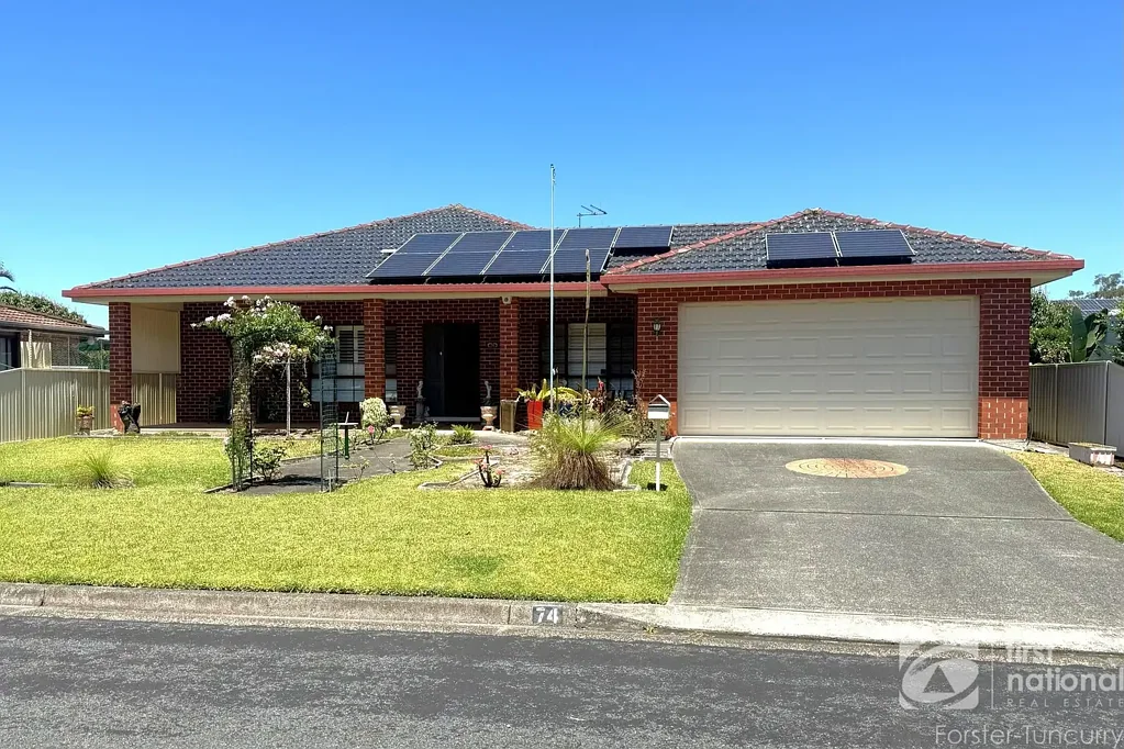 74 Mayers Drive, Tuncurry, NSW 2428