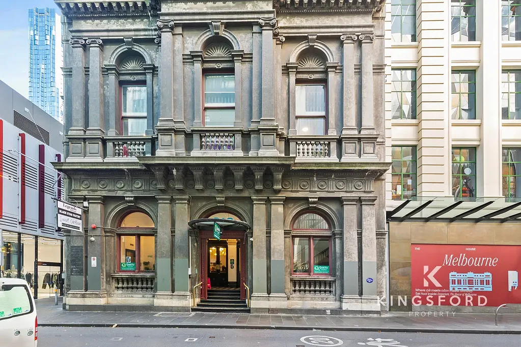 HASSLE FREE FURNISHED LIVING IN THE CBD!