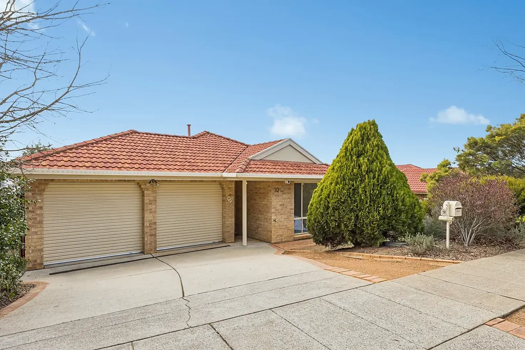 70 Sugarloaf Circle, Palmerston, ACT 2913