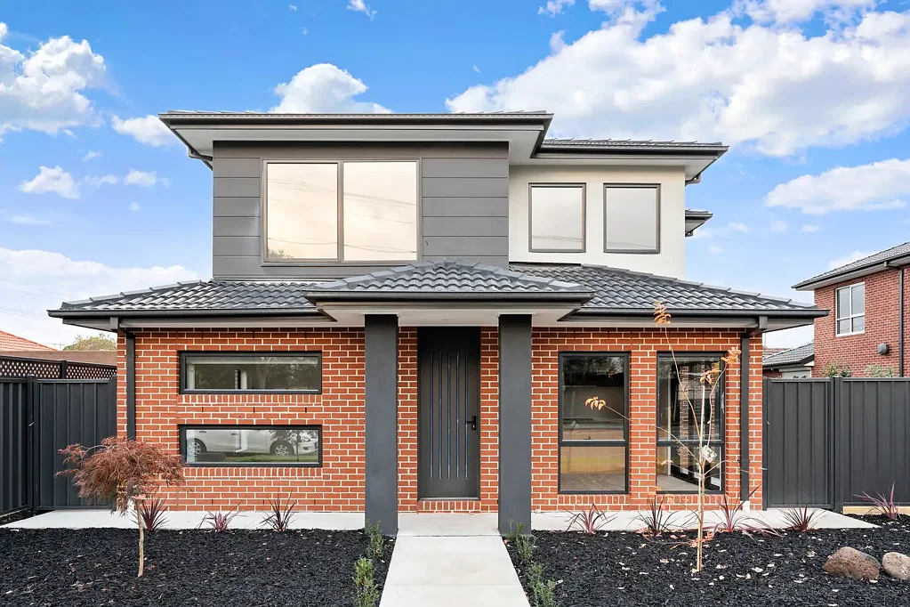 Stunning Family Home in Sunshine North