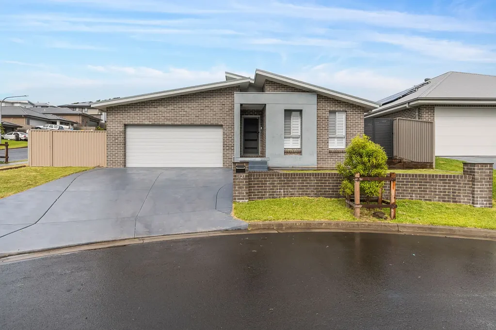 42 Rosina Street, Stream Hill, NSW 2526