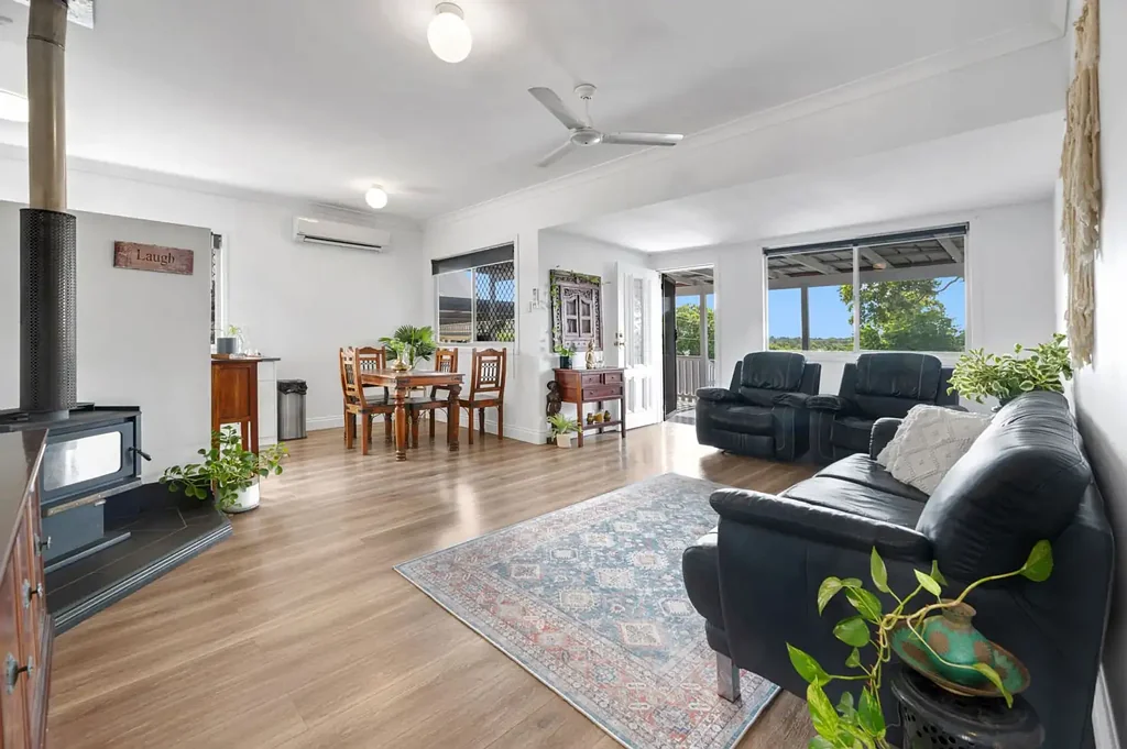 Oxenford 4房  Accepting Offers $1,150,000+ - PRIVATE INSPECTION AVAILBLE