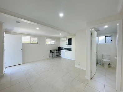3/6 Margaret Street, Camp Hill, QLD 4152, 0房, 1浴, Studio
