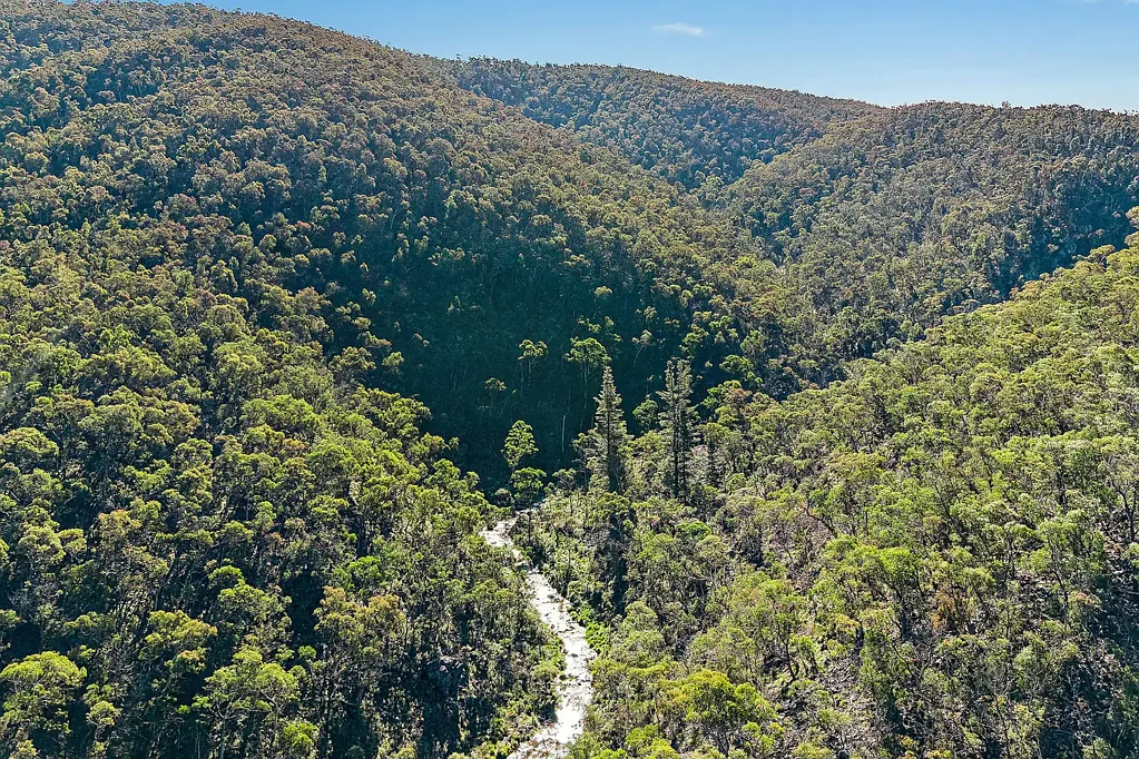 Lithgow Marrangaroo Opportunity – 23ha Natural Acreage with Creek Access