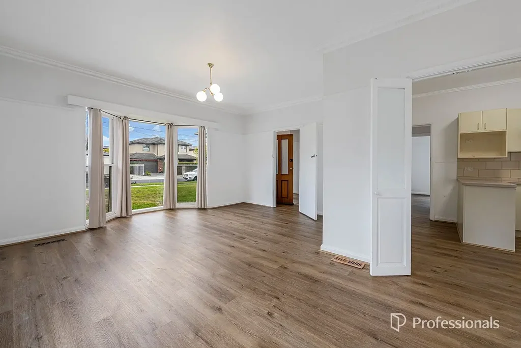 Family Home - Mckinnon School Zone!