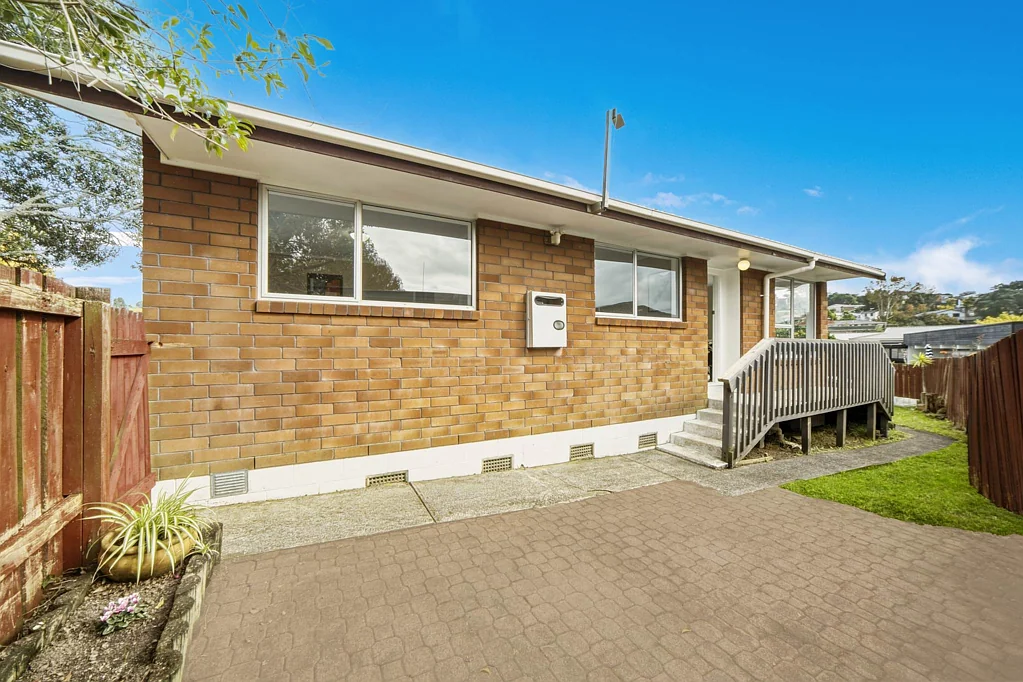 Hillcrest 3બેડરૂમ Brick & Tile  Perfect First Home Choice