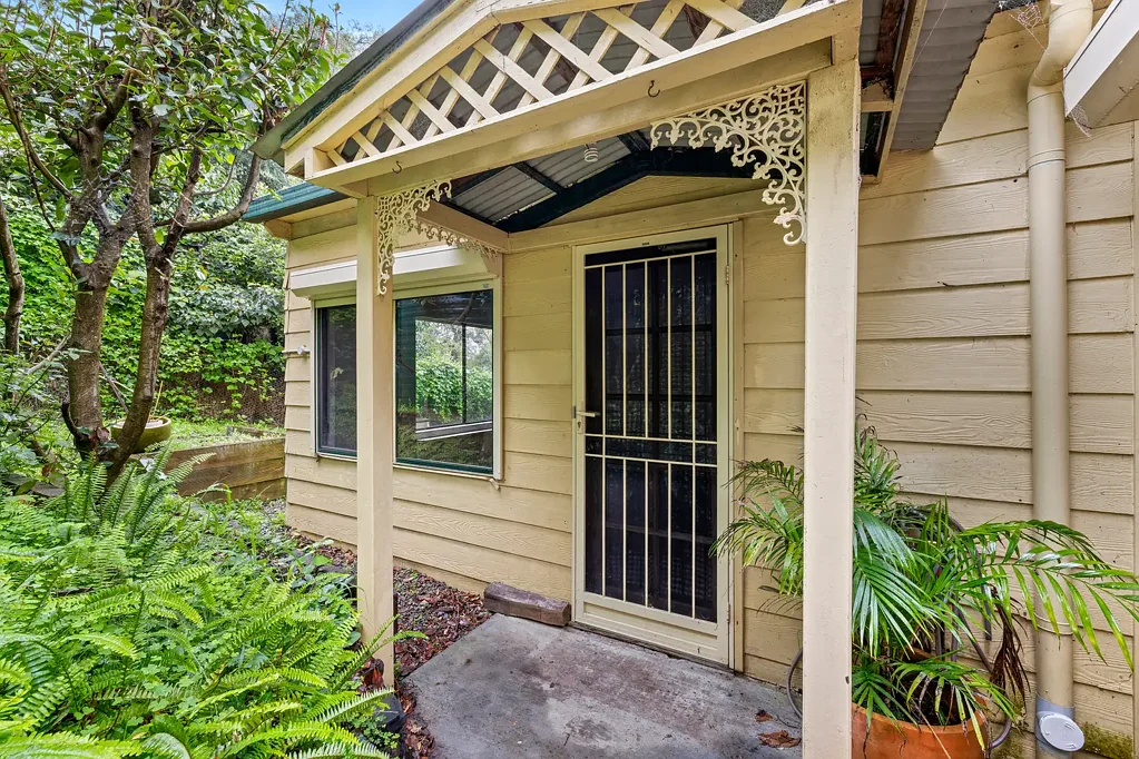 Low Maintenance Private Unit