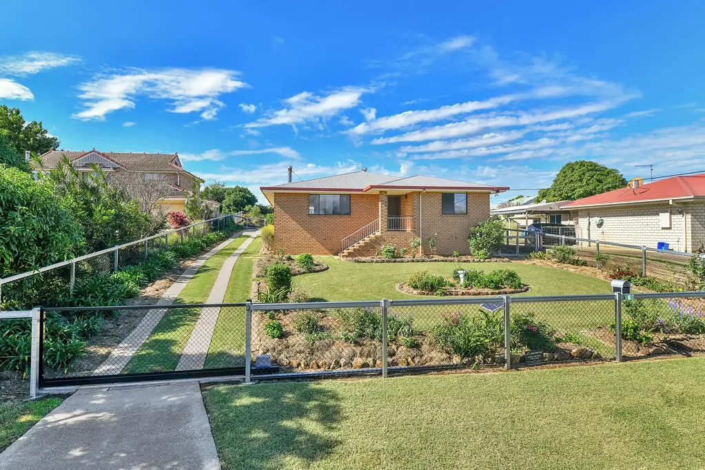 8 Moffatt Street, Kalbar, QLD 4309