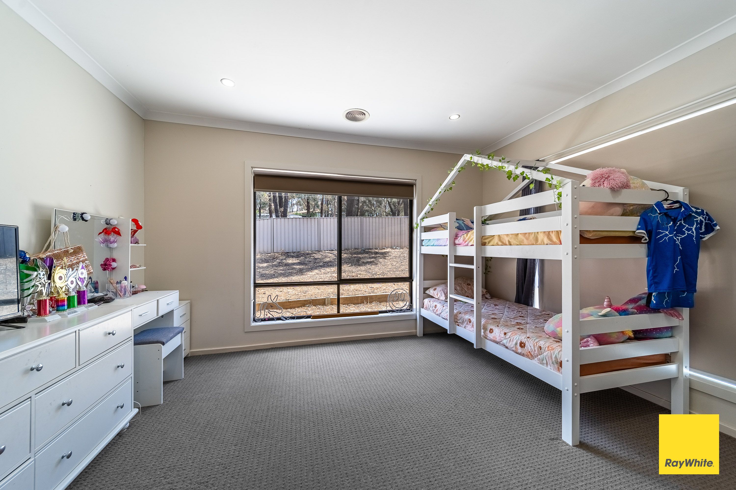 9 QUARTZ PL, GOLDEN SQUARE VIC 3555, 0 Bedrooms, 0 Bathrooms, House