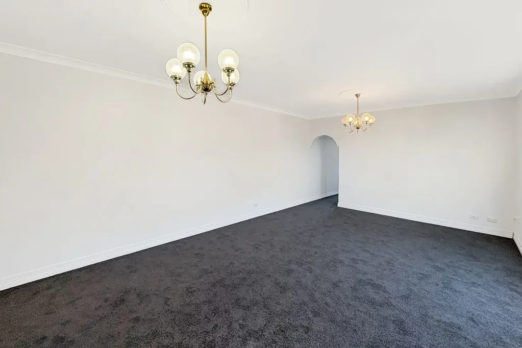 Bright & Spacious Apartment in the Heart of Five Dock