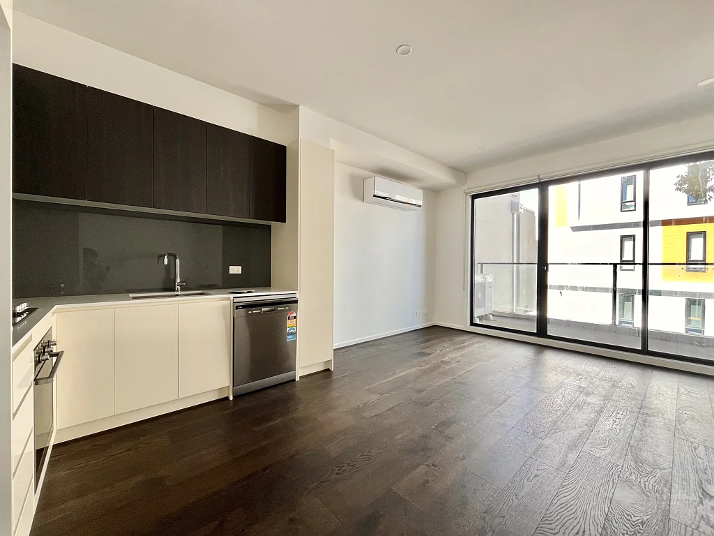 Sophisticated, Contemporary Living in Clayton South