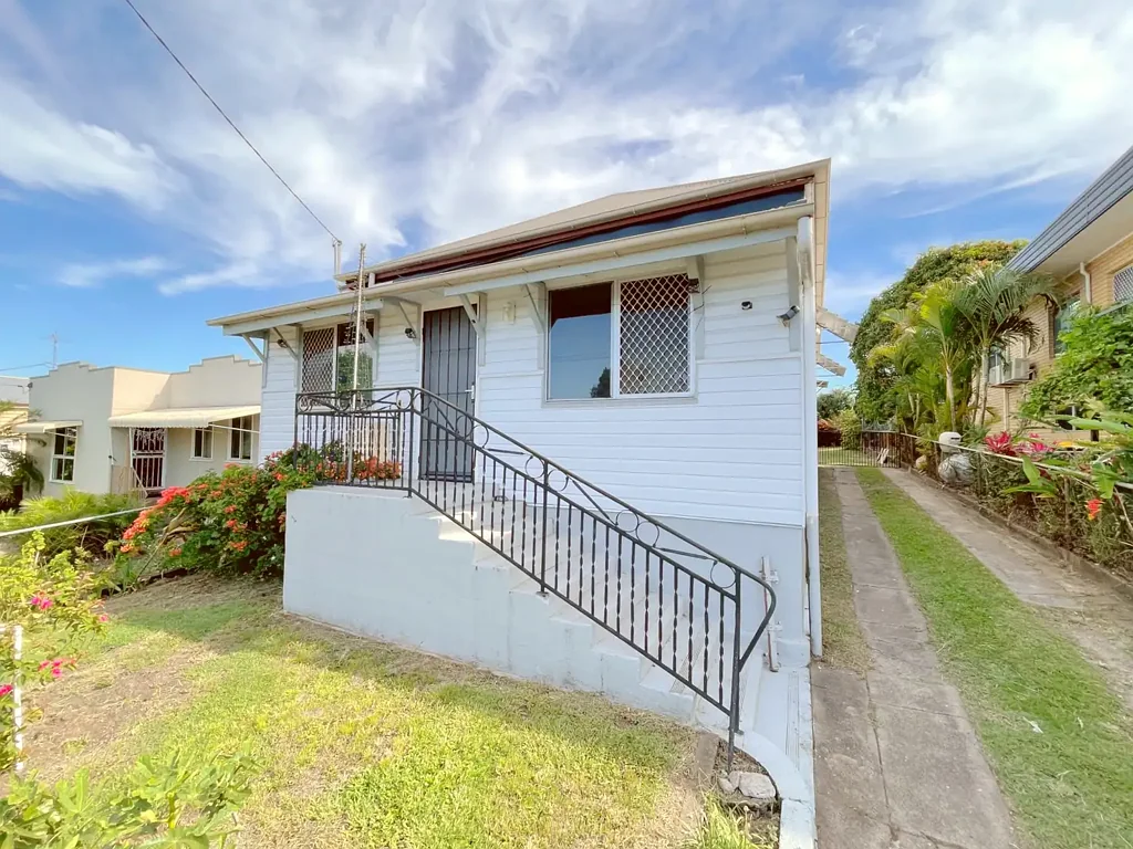 Charming, Breezy Home with City Glimpses!