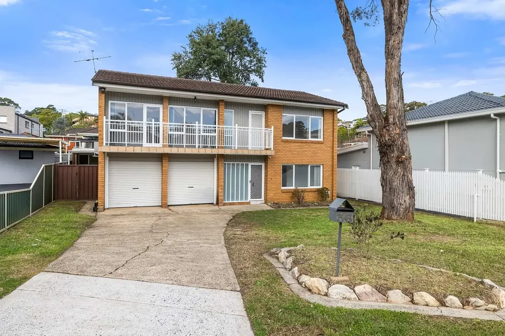NEWLY UPDATED FAMILY HOME WITH BRAND-NEW KITCHEN | SELF-CONTAINED GRANNY FLAT AVAILABLE!