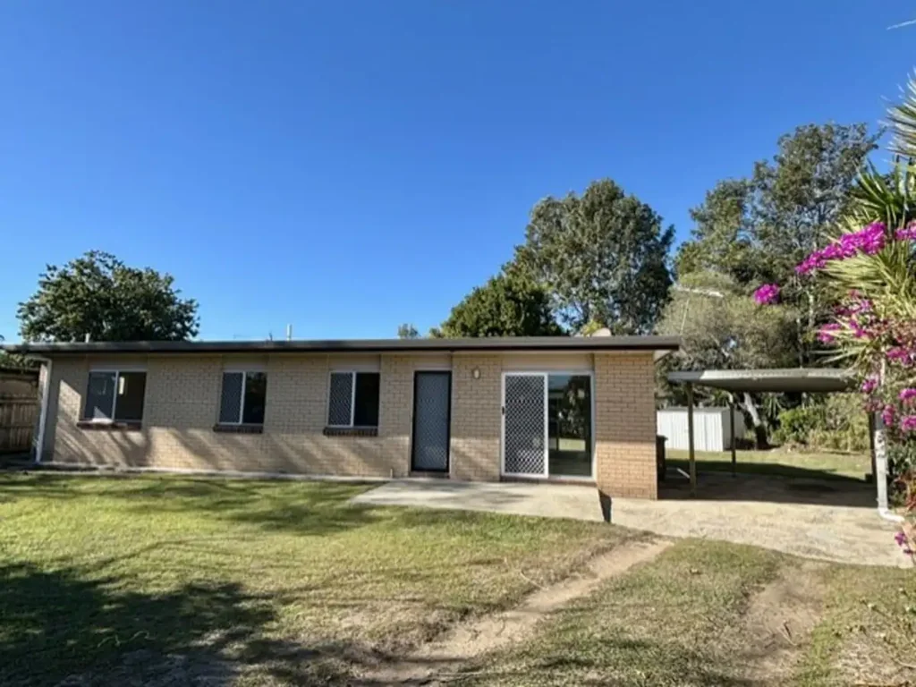 Great Family home, close to shops