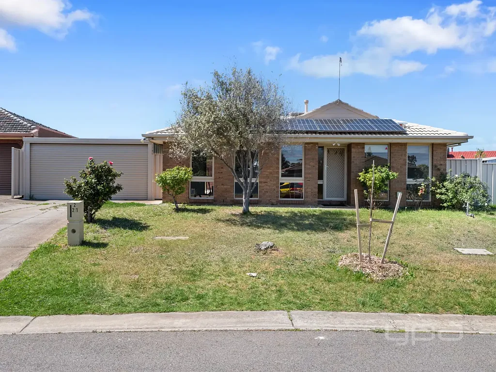 3 BEDROOM FAMILY HOME