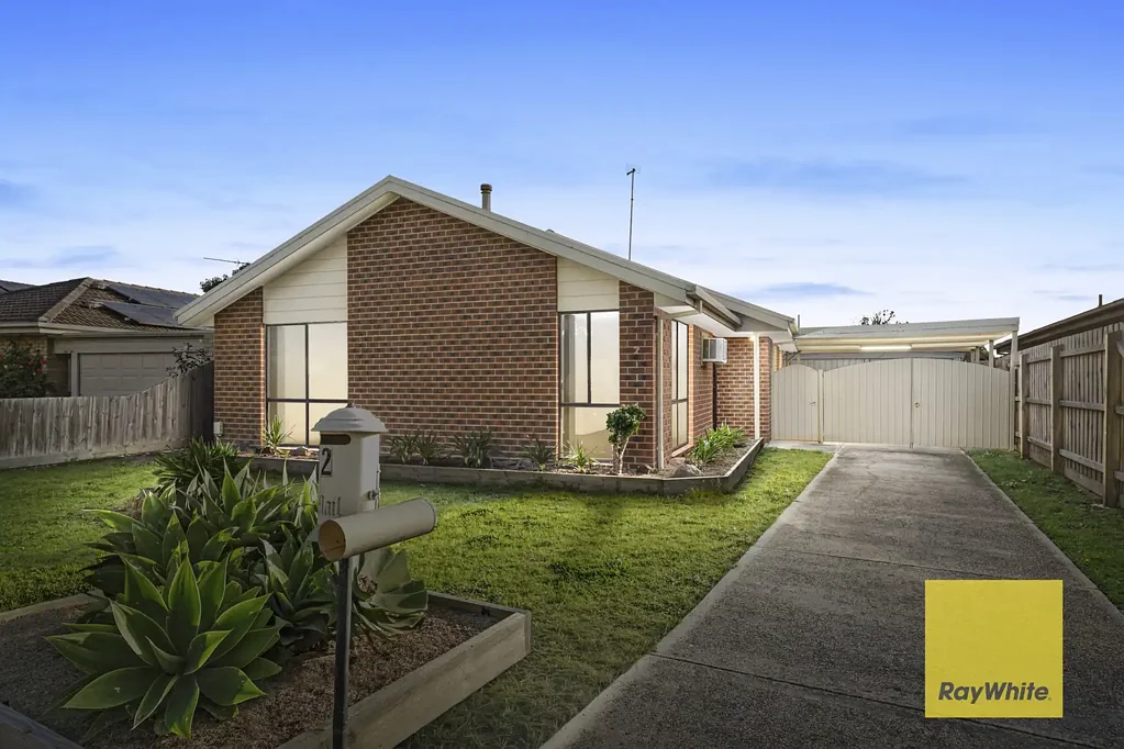 Mill Park 3房 Mill Park备受青睐区域的绝佳机会 A Wonderful Opportunity in a Much-Loved Mill Park Pocket