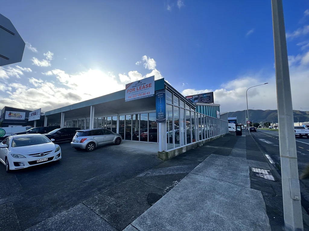 Petone Carparking, Yard, Workshop, Office & Showroom!