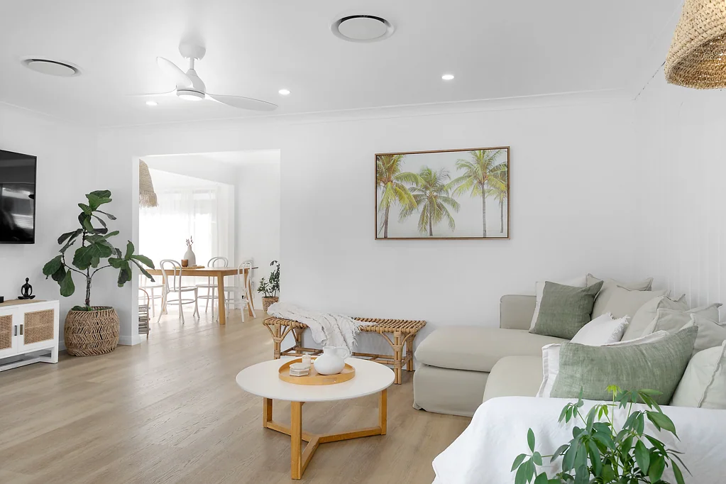 13 Colleen Street, Berkeley Vale, NSW 2261