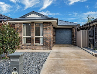 13A Dudley Street, Mansfield Park, Western Adelaide, 3房, 2浴, House