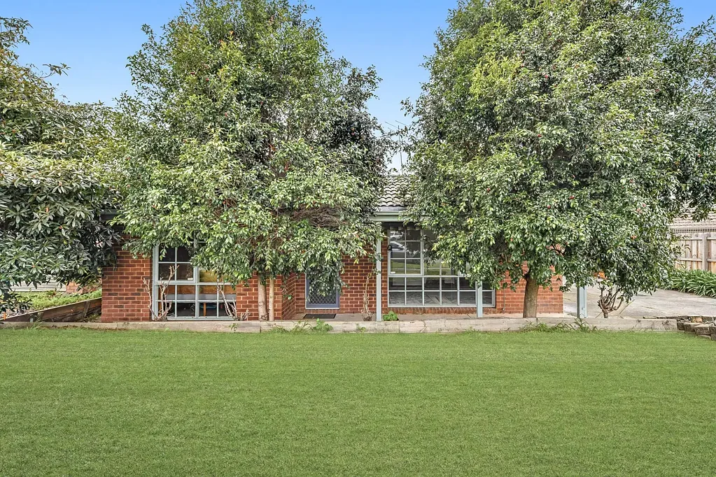 Hampton Park 3房 位置优越的三卧室单元房！！ Perfectly Positioned Three-Bedroom Unit!!