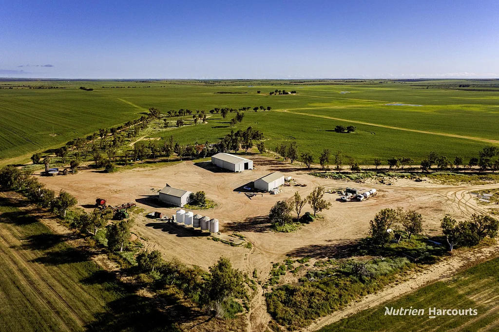 West Binnu "Pine Crest Farms"
