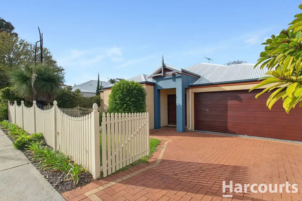 Modern Family Living in Prime Location