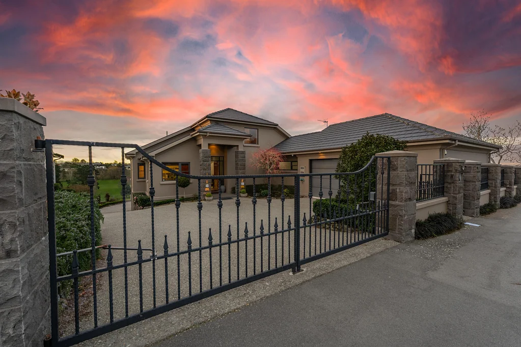 Highfield 4chambre Three levels of exceptional luxury living
