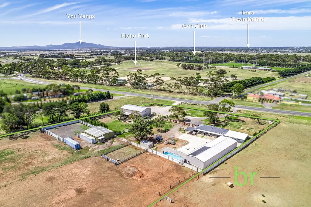 Lara  PRIME 5 ACRE OPPORTUNITY IN NORTH WEST GROWTH ZONE - LIFESTYLE, BUSINESS AND FUTURE INVESTMENT!