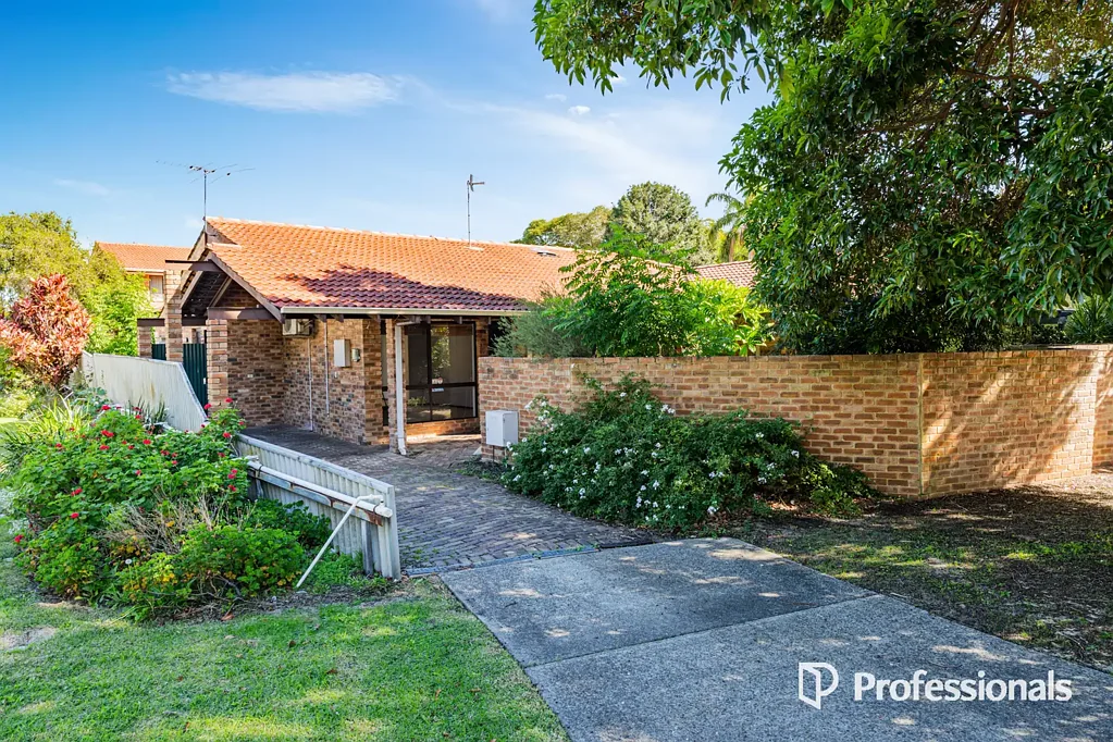 Quiet & Convenient Living!