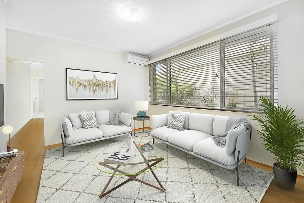 Two Bed Unit With Parking In The Heart Of Mosman