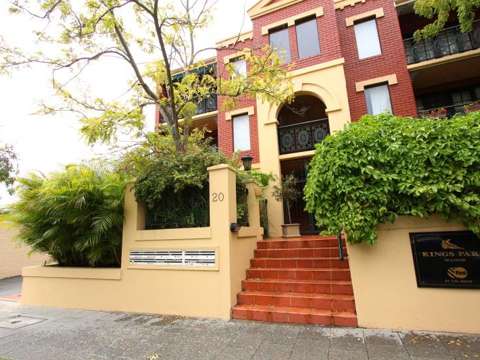 Charming City-Fringe Apartment with Prime Location
