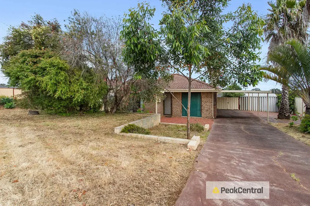 23 Skottowe Parkway, Parmelia, WA 6167