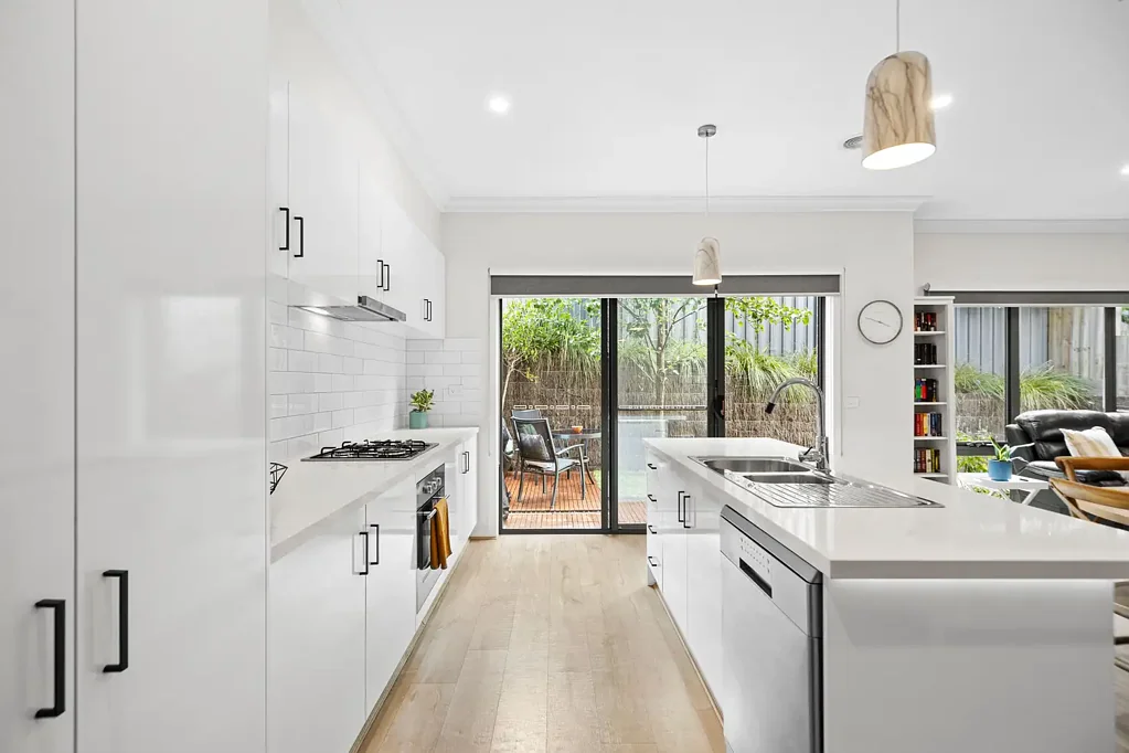 2 Premier Close, Mooroolbark, VIC 3138