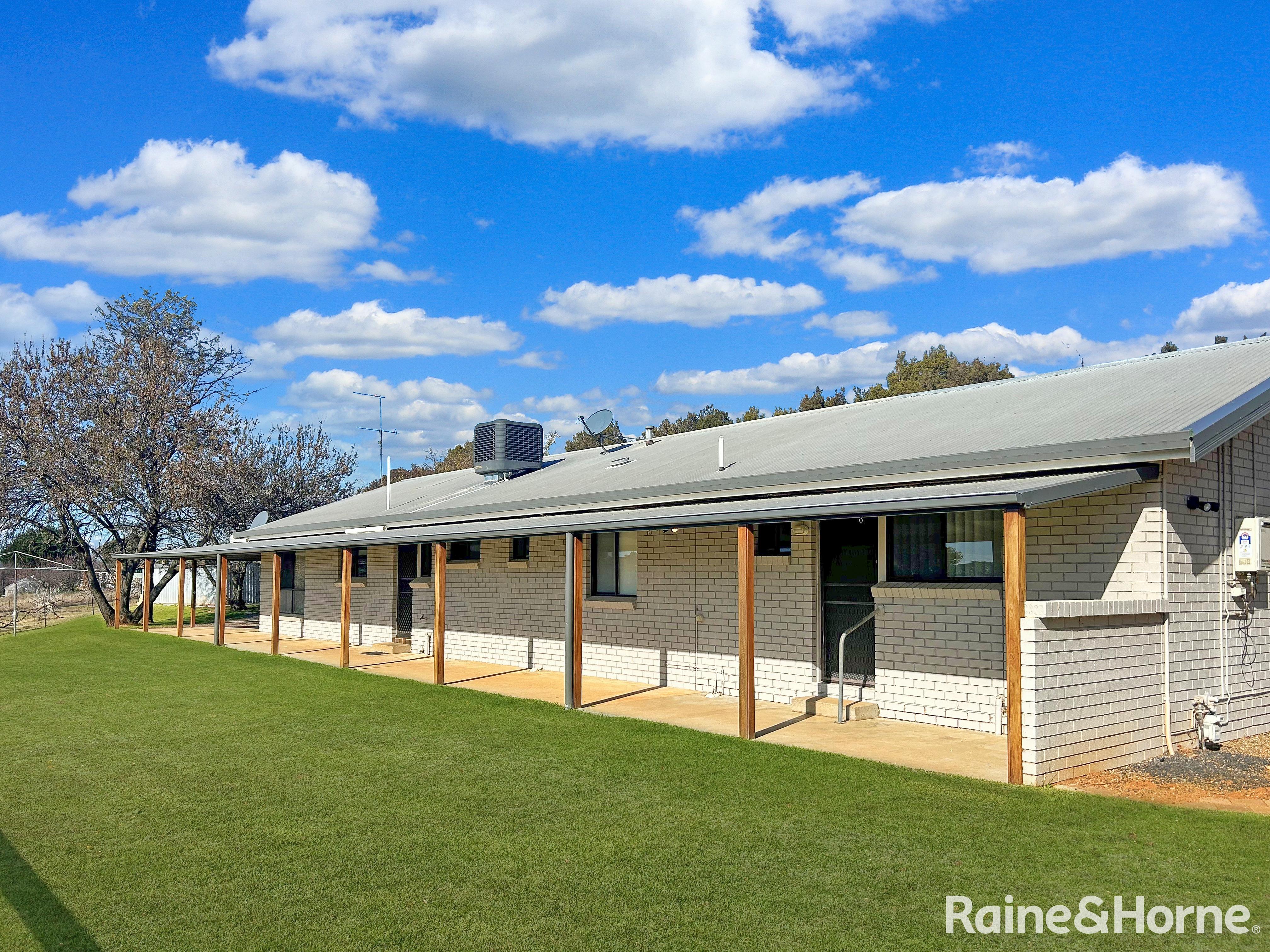 VILLA DE VEITCH 151 WILLAWONG ST, YOUNG NSW 2594, 0 ਕਮਰੇ, 0 ਬਾਥਰੂਮ, House