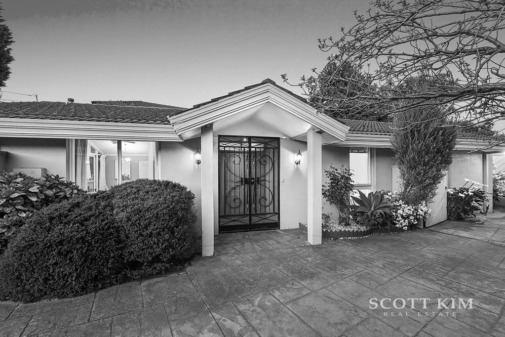 38 Diamond Avenue, Glen Waverley, VIC 3150