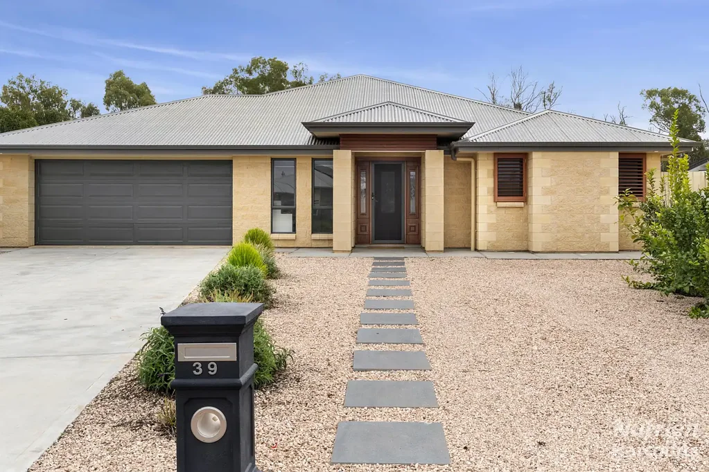 Renmark 6ਬੈੱਡਰੂਮ Modern Family Sanctuary