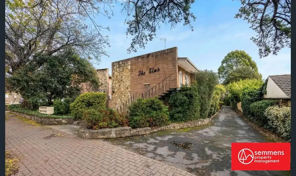 GREAT LOCATION - 2 BEDROOM UNIT